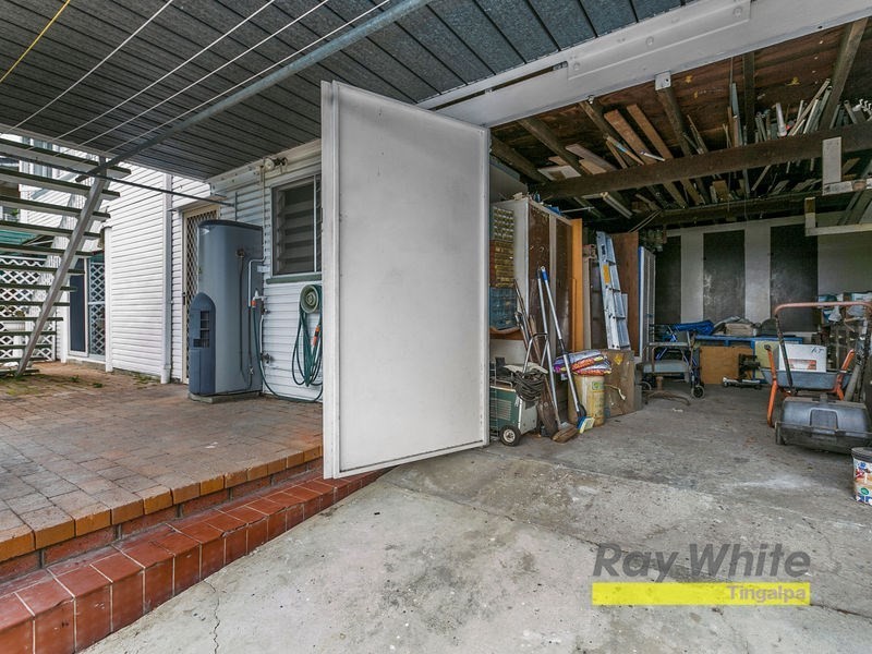 21 PRIMROSE Parade, Wynnum QLD 4178