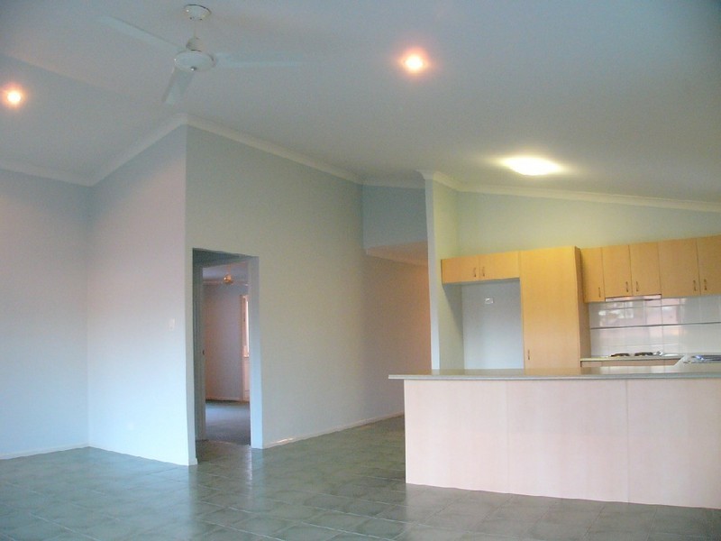 16 Jasmine Street, Wakerley QLD 4154