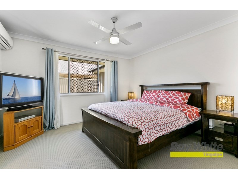 120 Ropley Road, Wynnum West QLD 4178