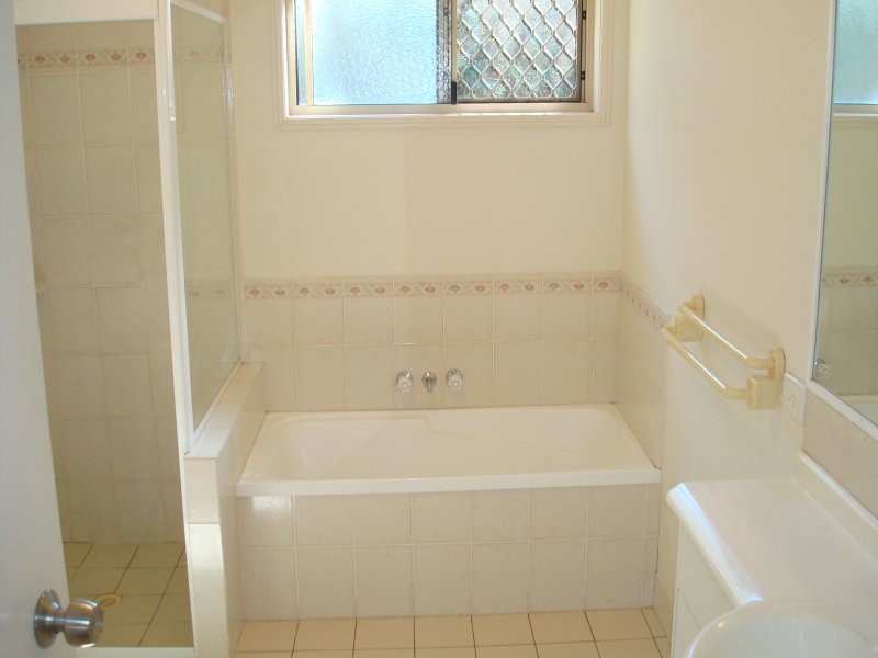 29 Mitchell Place, Belmont QLD 4153