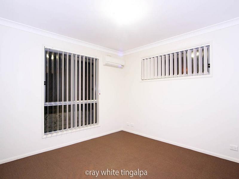 10 Rymera Crescent, Wakerley QLD 4154