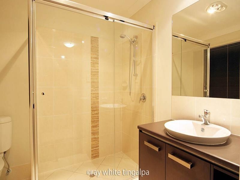 10 Rymera Crescent, Wakerley QLD 4154