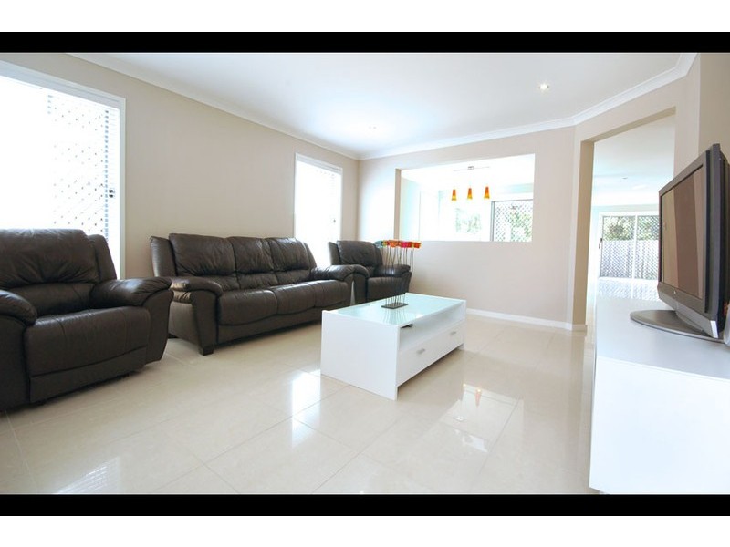 5 Figtree Place, Wakerley QLD 4154