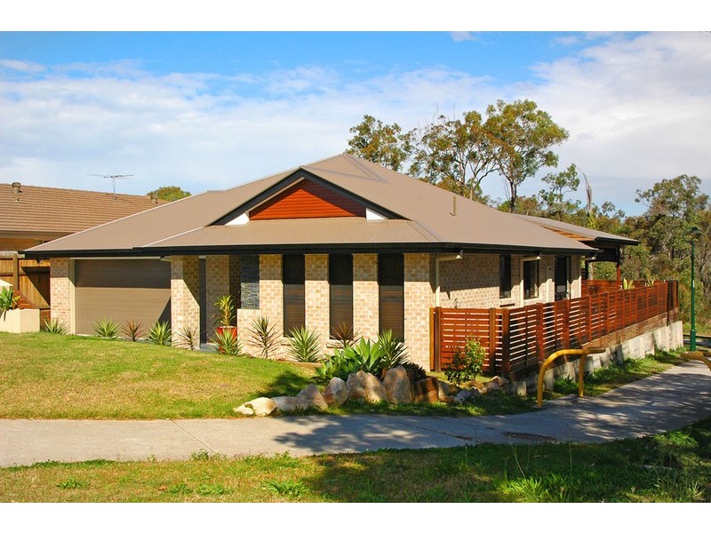 23 Dundee Crescent, Wakerley QLD 4154