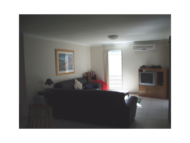 1 McCracken Street, Wishart QLD 4122