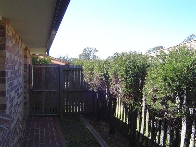 29 Mitchell Place, Belmont QLD 4153