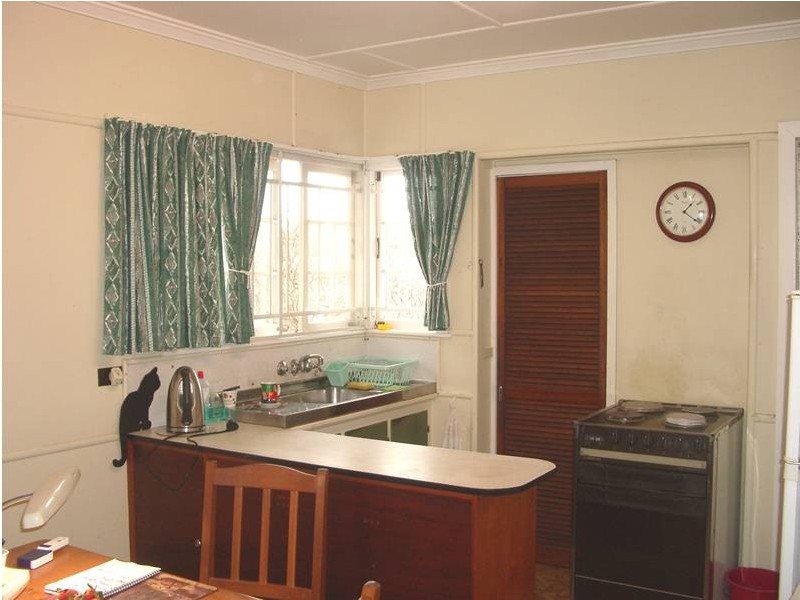 60 Delsie Street, Cannon Hill QLD 4170