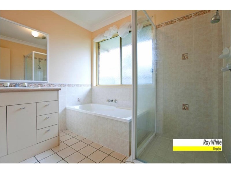 53 Manettia Street, Wynnum West QLD 4178