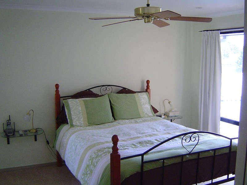 27 Samarinda Street, Tingalpa QLD 4173