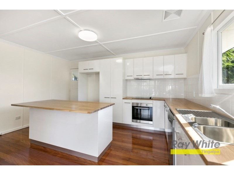 165 Wondall Road, Wynnum West QLD 4178