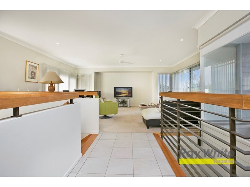 61 Mossvale Drive, Wakerley QLD 4154