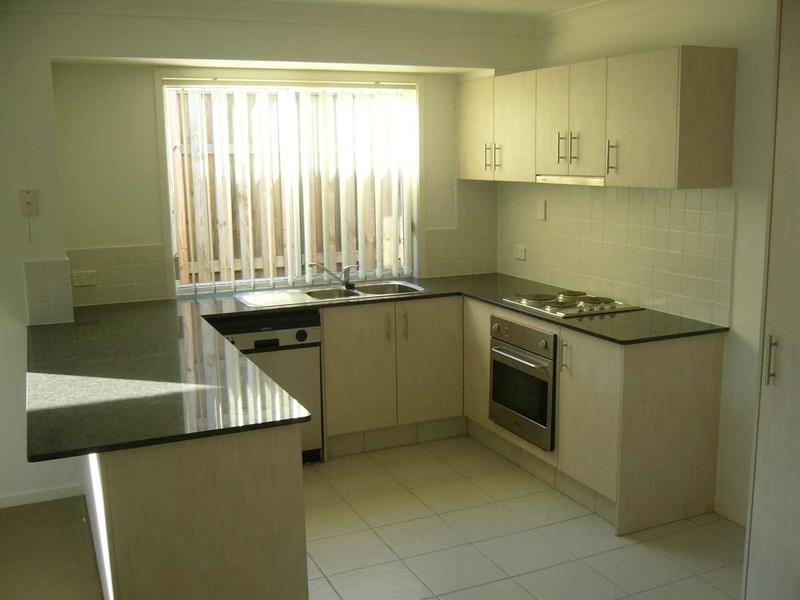 9 Lexey Crescent, Wakerley QLD 4154