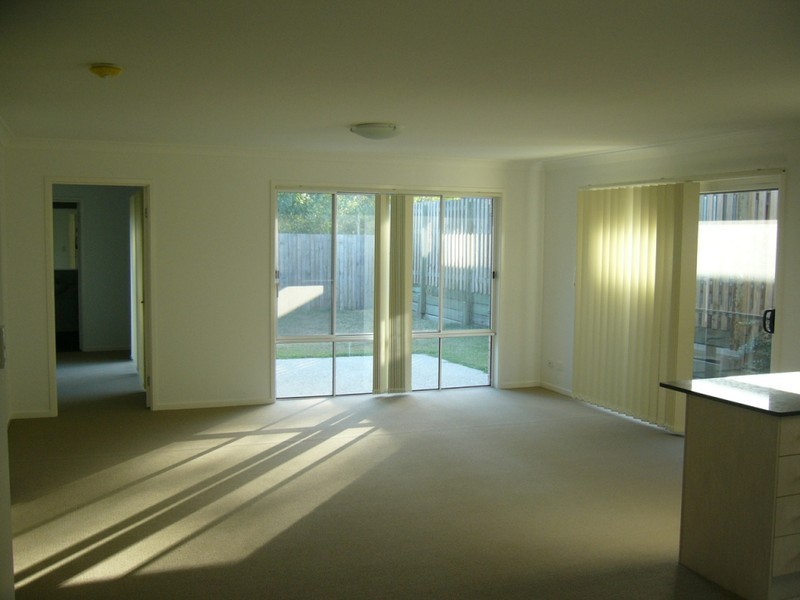 9 Lexey Crescent, Wakerley QLD 4154