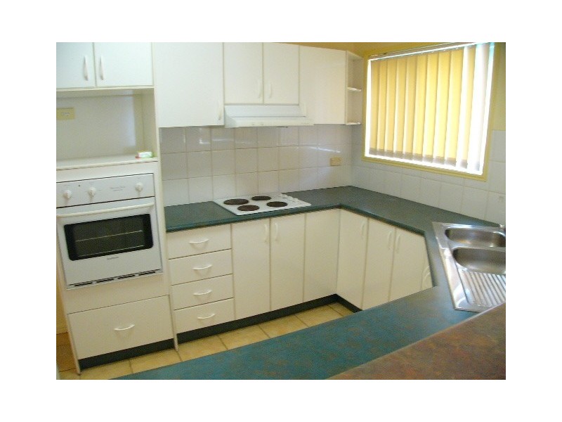 2/20 Thurston Street, Tingalpa QLD 4173