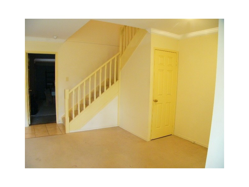 2/20 Thurston Street, Tingalpa QLD 4173