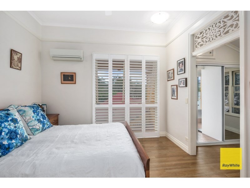 35 Southwick Street, Wynnum QLD 4178