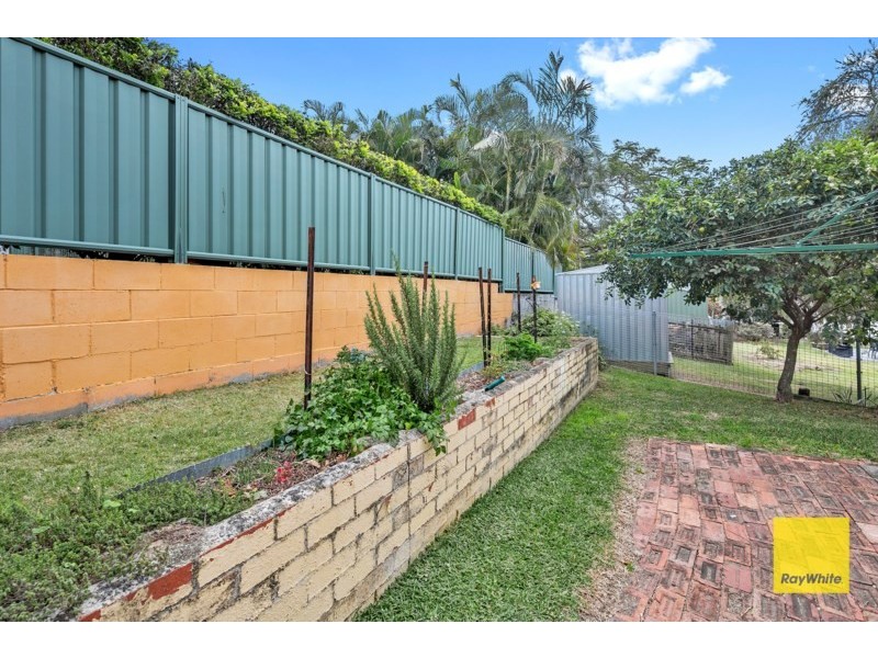 35 Southwick Street, Wynnum QLD 4178