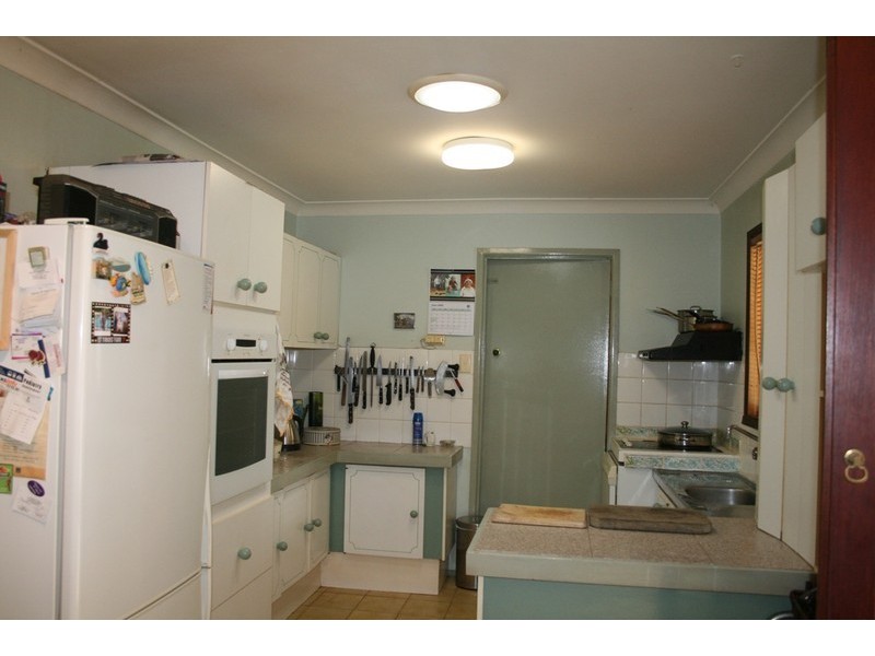 8 Majura Street, Belmont QLD 4153