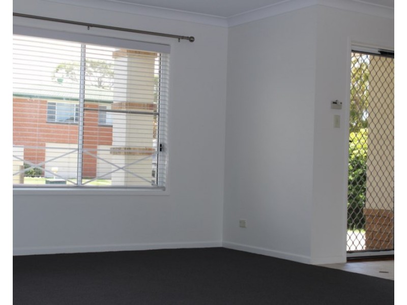 34 School Road, Wynnum West QLD 4178