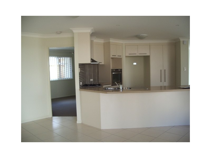 39 Rymera Crescent, Gumdale QLD 4154