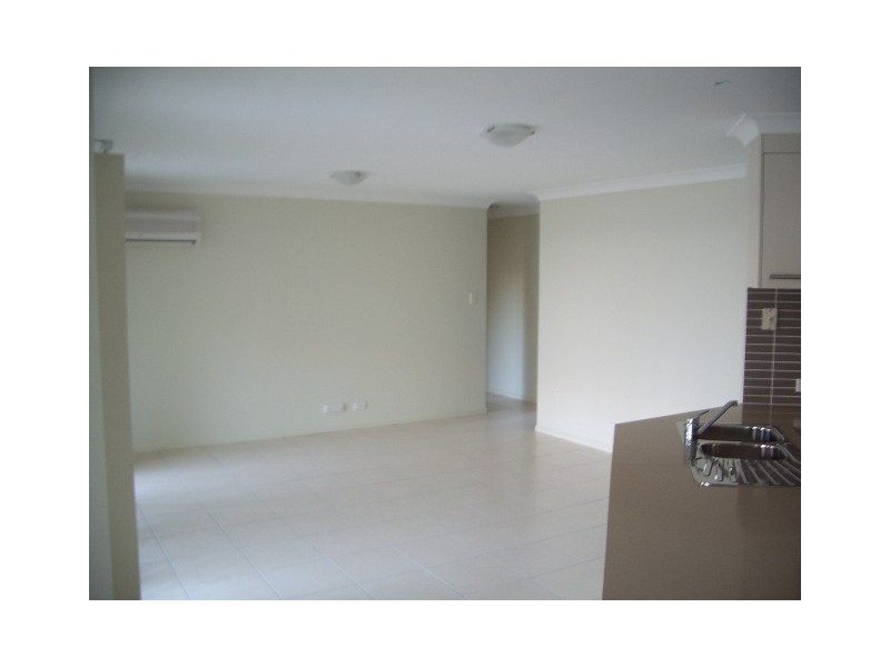 39 Rymera Crescent, Gumdale QLD 4154