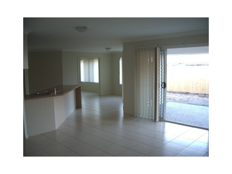 39 Rymera Crescent, Gumdale QLD 4154