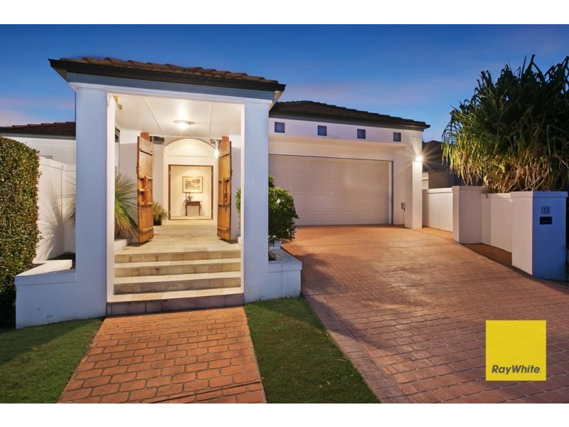 13 Sirocco Place, Carindale QLD 4152