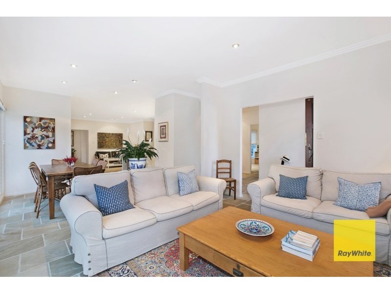 13 Sirocco Place, Carindale QLD 4152