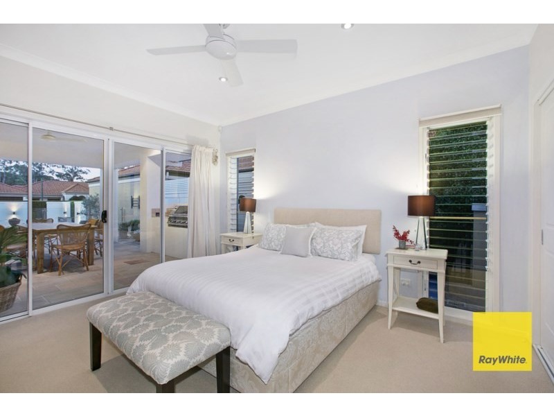 13 Sirocco Place, Carindale QLD 4152