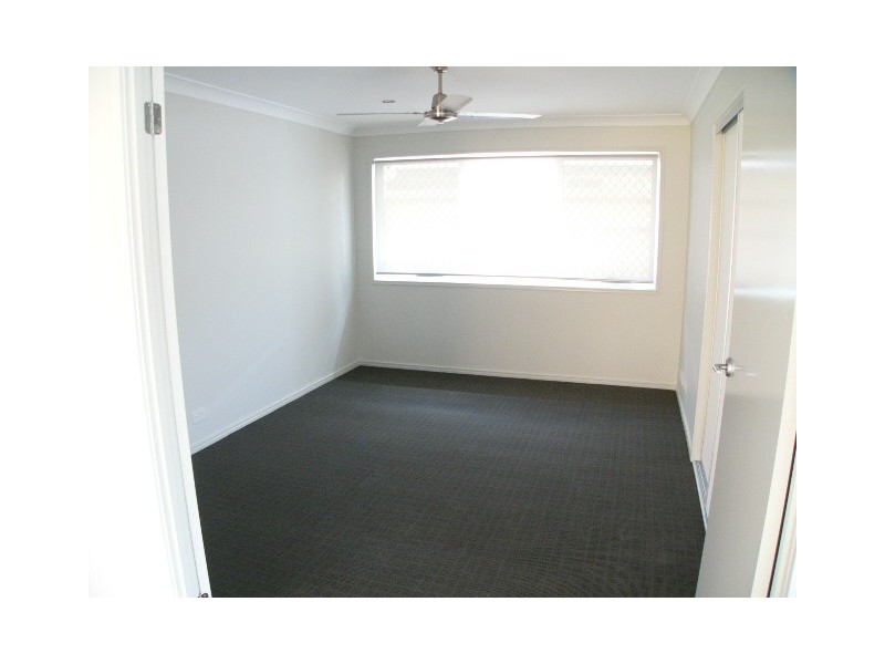 43 Rymera Crescent, Gumdale QLD 4154