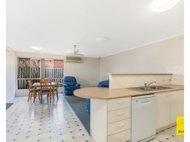 37/128 Meadowlands Road, Carina QLD 4152
