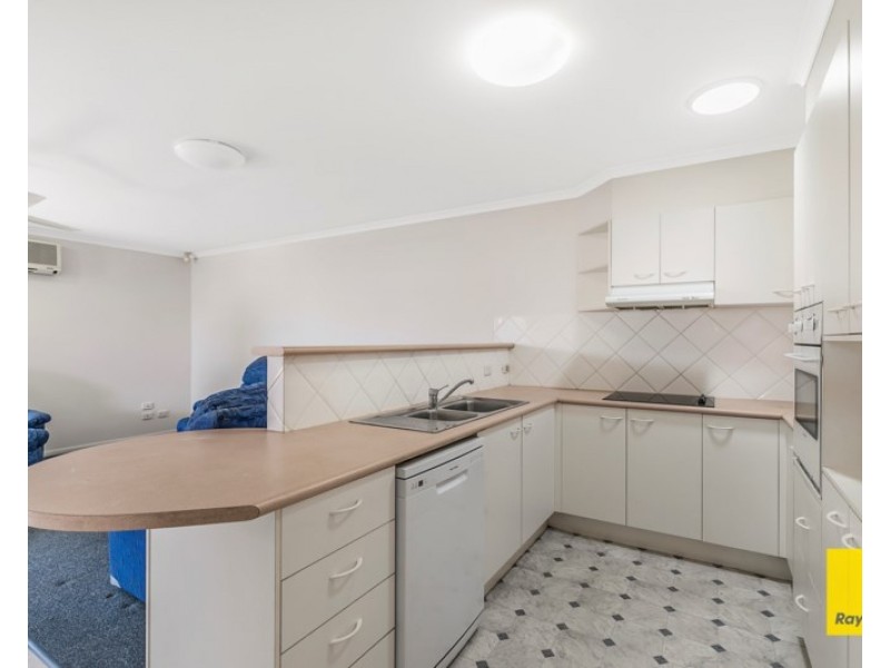 37/128 Meadowlands Road, Carina QLD 4152