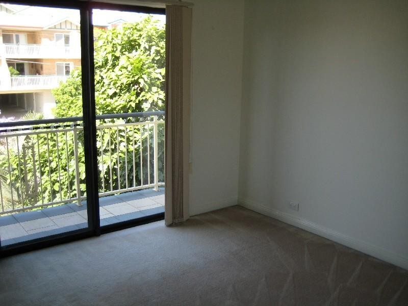 8/110 Pashen Street, Morningside QLD 4170