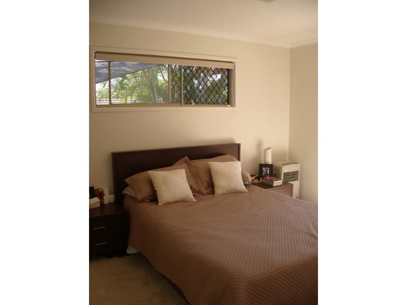 21 Strahan Street, Belmont QLD 4153