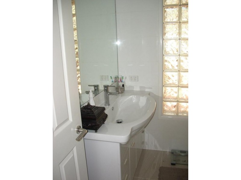 21 Strahan Street, Belmont QLD 4153