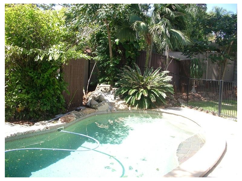 21 Strahan Street, Belmont QLD 4153