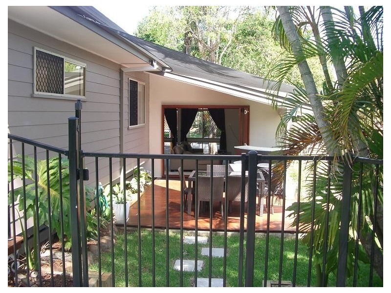 21 Strahan Street, Belmont QLD 4153