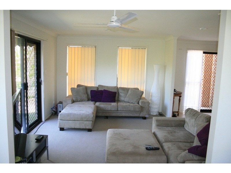 6 Kenrick Close, Wakerley QLD 4154