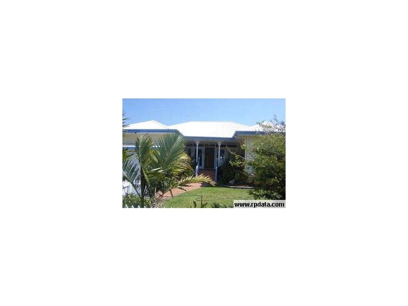 8 Sunflower Street, Wynnum QLD 4178