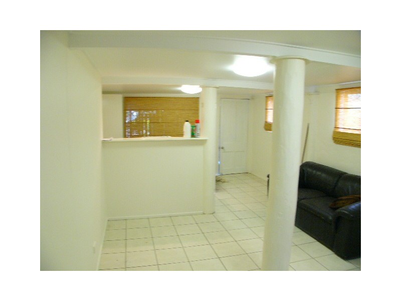 41 Gillan Street, Norman Park QLD 4170