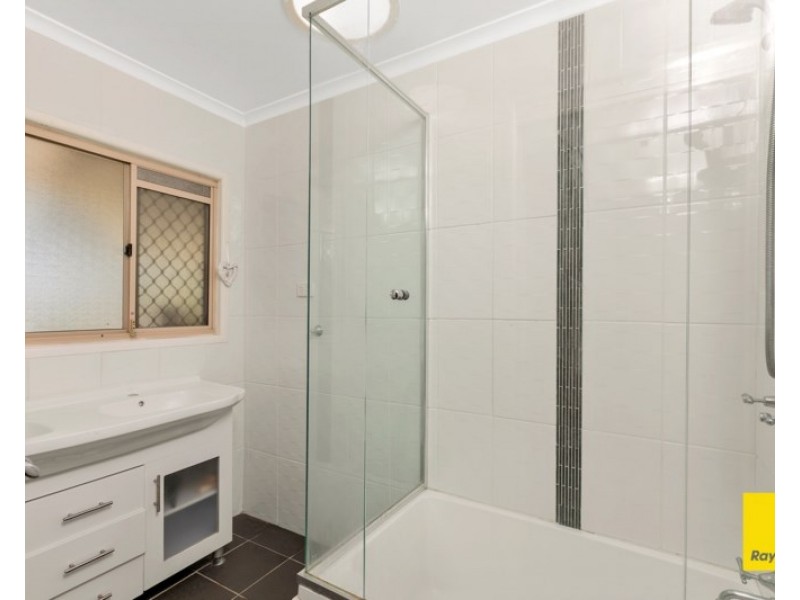 18 Leon Street, Tingalpa QLD 4173