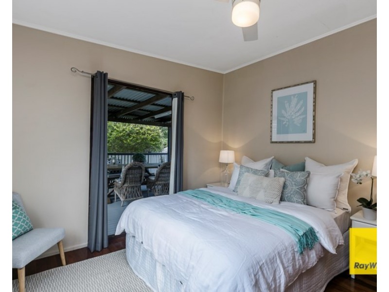 11 Arakurta Street, Lota QLD 4179