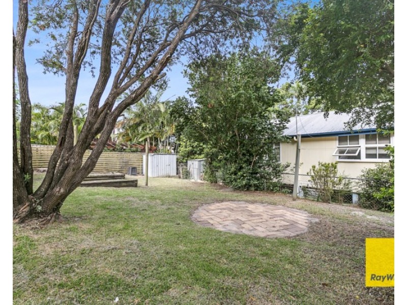 11 Arakurta Street, Lota QLD 4179