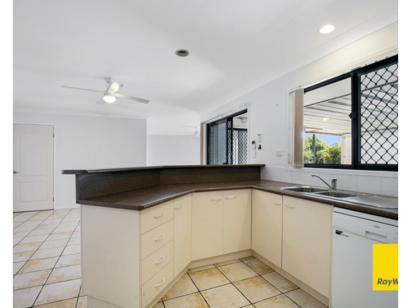 50 Brandella Place, Belmont QLD 4153