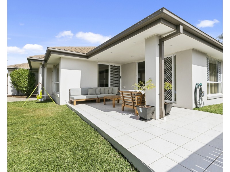 2 Tallis Street, Wakerley QLD 4154