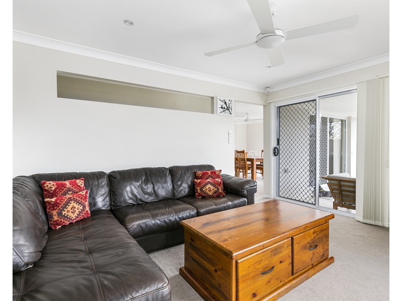 2 Tallis Street, Wakerley QLD 4154