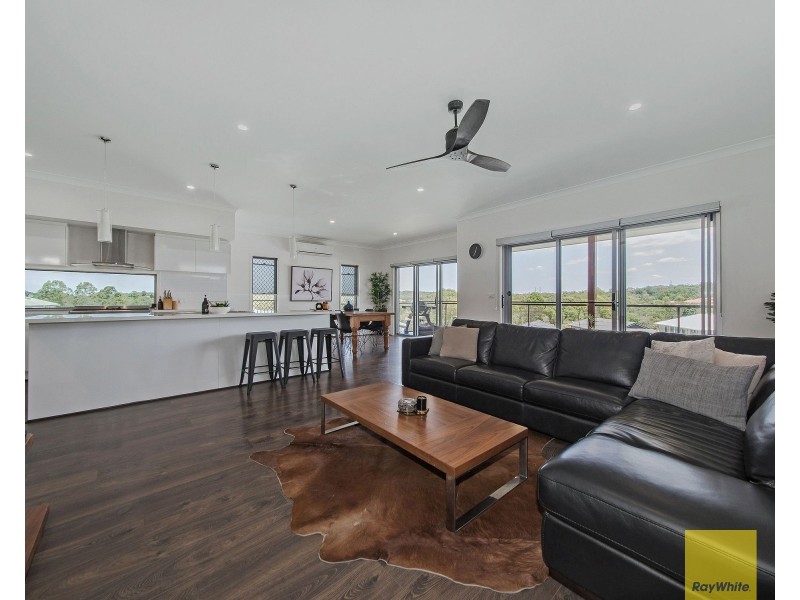 33 Valley Circuit, Kuraby QLD 4112