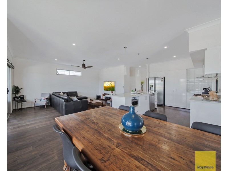 33 Valley Circuit, Kuraby QLD 4112