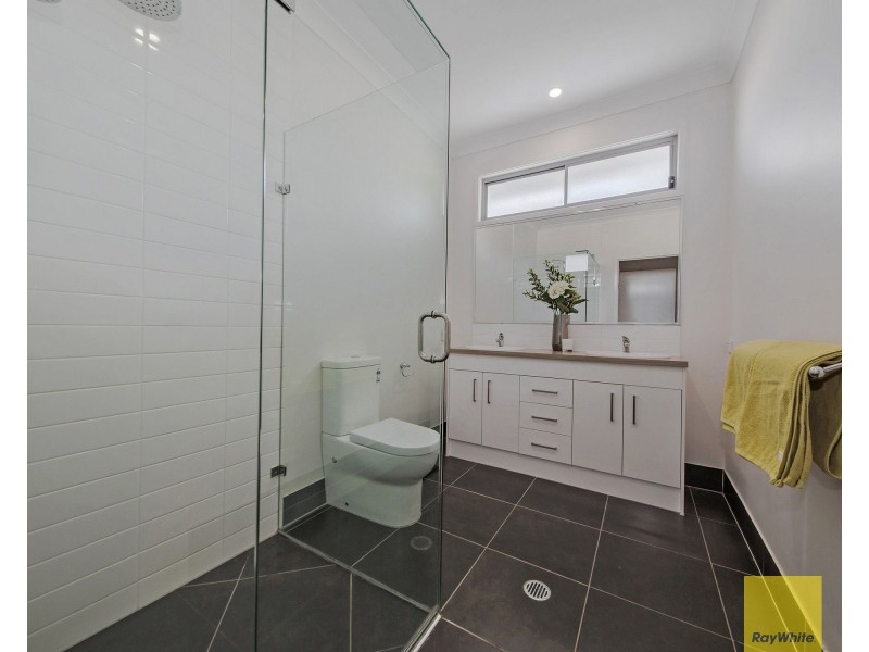 33 Valley Circuit, Kuraby QLD 4112