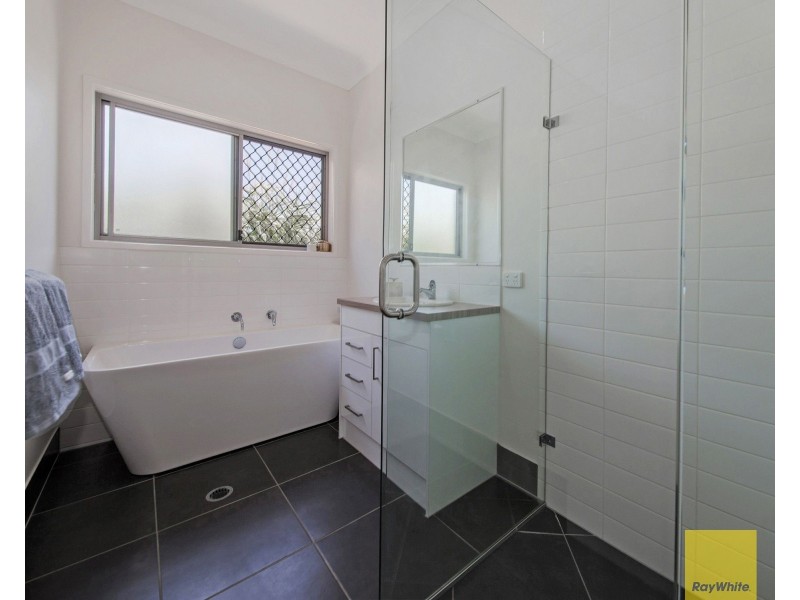 33 Valley Circuit, Kuraby QLD 4112